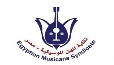النقابة تُشدد قبضتها.. مصطفى كامل يُوجه تحذيرات صارمة للمطربين الشعبيين وحمو بيكا في مرمى النيران