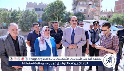 يتفقد المركز التكنولوجي وموقف سيارات الأجرة وموقع إنشاء السوق الحضري