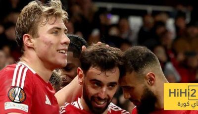 جماهير مانشستر يونايتد تختار أفضل لاعب في الفريق لشهر أبريل