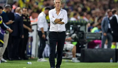 كم حصل جيسوس قبل رحيله عن الهلال؟