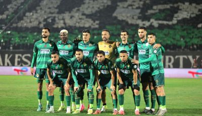 لاعب جزائري يُهدد الرجاء بالحرمان من دخول الميركاتو